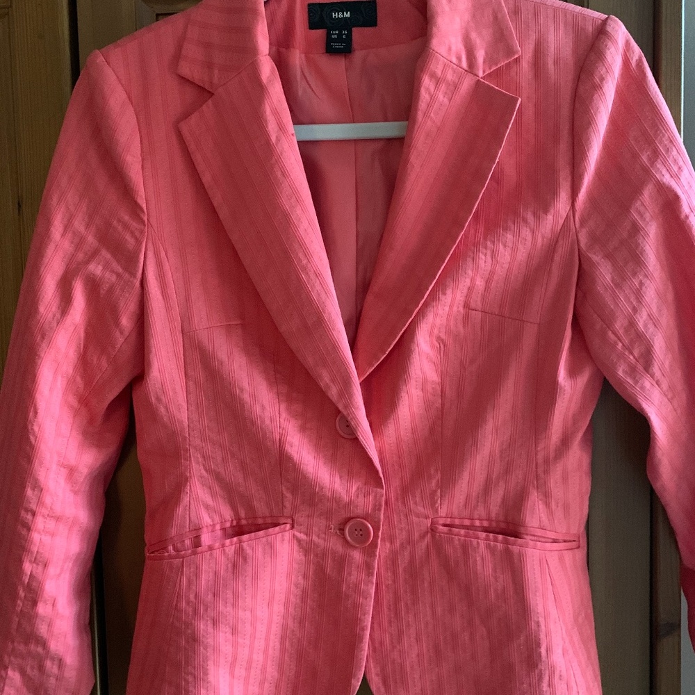 H & M orange short fitted blazer jacket,
